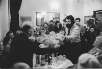 Tomáš Svoboda presenting the Litografičanka traveling painting trophy to Kamil Lhoták, 1980s