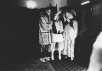 Spytimír Bursík, Eva Natus-Šalamounová a Jaroslava Pešicová (zleva) při jednom z představení Litografičanky