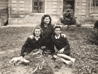 Alžběta Bürgerová with friends (far left), 1945