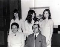 Bratr Jan Melnik s manželkou Lýdií a dcerami Marií, Danou a Ivou, Šumperk