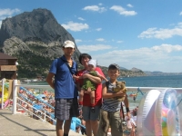 Amet Bekir with his family in Sudak, Crimea, 2010
