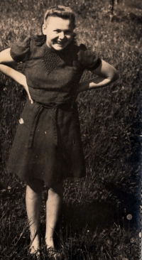 Marie Sirkovská, rozená Melniková, po příjezdu do Československa, 1947, Šumpersko