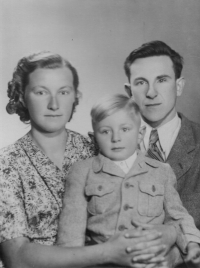1949 s rodiči Šluknov