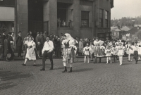 Cotters in costumes in the May Day parade in Jaroměř in 1974
