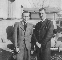 Milan Fičura (left) with his brother Pavel, 1944