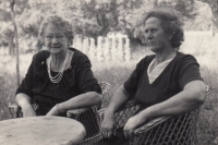 Left to right: witness's aunt Františka and mother Anna