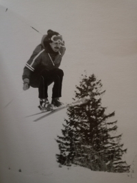 Peter Petras on skis