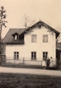 Dům Severových v Rudném, kde se skrývala pamětníkova maminka po odsunu Němců
