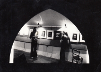 V Galerii Pod podloubím, 70. léta