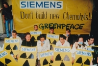 "Don't Build New Chornobyls" protest action near the Siemens office (organised by Natalia Vyshnevska and former Greenpeace Ukraine activists). Kyiv, 2000.