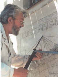 Petr Pešek při práci, počátek 90. let