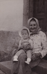 Hana Panušková, née Melková, with her grandmother Melková