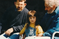 Jolyon Naegele (left) with his father Thomas and daugher Eliška, 1998