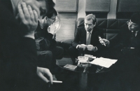 Jolyon Naegele during an interview with Václav Havel, 1991, photo by Radan Boček