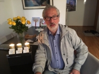 Peter Werner at the candles lit in memory of the victims of the Holocaust