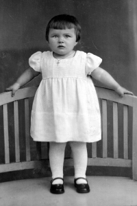 Marie Obrusníková in 1938