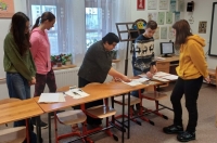 Tým Příběhů našich sousedů s Lenkou Nezbedovou