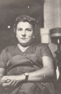 Anna Sazamová in the 1950s