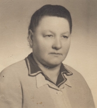 Mother Anna Mayerová