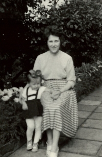 With daughter Jitka, 1959