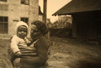 Jiří Zedníček with his mother Emilie on the farm during World War II