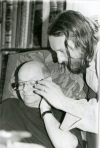 Aleš Veselý and Bohumír Slavík visiting Vláďa Zadrobílek, 1980s