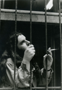 Tomáš Molnár in the antiquarian bookshop Dlážděná 5, then a colleague of the witness, 1981