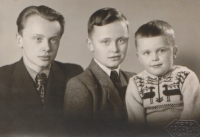 The Zedníček brothers when their father was in prison. The eldest Stanislav (born 1934), the middle Jiří (born 1939) and the youngest Jan (born 1946)