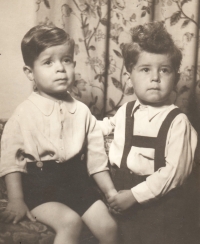 Petr Bukva (left) with his brother Ladislav, 1956, Olomouc