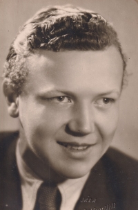 Kamil Havlovič, brother of the witness, late 1940s