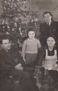 Family of husband Petr Johanides, Ústí nad Orlicí, 1950s