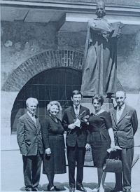 Vladimír Ulrich at graduation with his parents