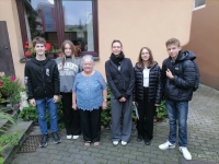 Bohuslava Slobodová with the team from the Stories of Our Neighbours project