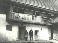 Birth house of the witness, the oldest preserved (still inhabited) building from the second half of the 18th century in Vidlatá Seč (on the back of the photo it is erroneously stated to be from the 17th century), taken on November 15, 1978