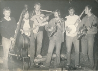 Zdeněk Bartl (third from right) with his friends Jaroslav Fiala (first from left), Bedřich Vöhlini (second from left), František Kašpar (third from left) and Alexey Soukup (second from right) in 1973 in Kraskov u Seče