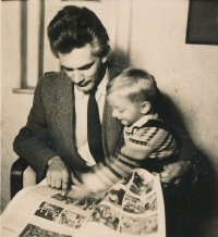 Zdeněk Bartl with his father Zdeněk Bartl in 1952