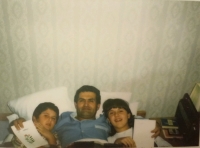 With sister and father
