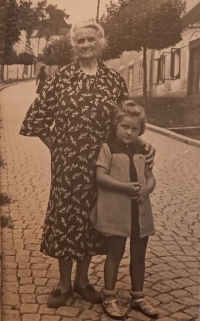 Věra Chudobová on vacation at her grandmother's house in Týnec nad Labem (1939)