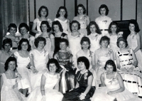 Věra Kopejsková (second row, second from right) at medical school