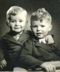 Lukáš Matoušek with his brother Martin, 1946