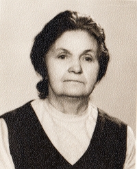 Mum Marie Lovečková