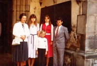 Family of Oldřich Loveček, with his wife, daughters and son