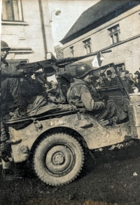 American army in Kolinec, 1945