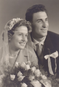 Wedding photo, 1950s