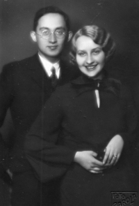 Parents' wedding photo, Otto and Edith Krafft, 1936