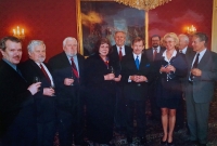 Appointment of Eliška Wagnerová as judge and vice-president of the Constitutional Court.
From left in the front row: Petr Pithart, Arnošt Wagner, Eliška Wagnerová, Václav Havel, 2002