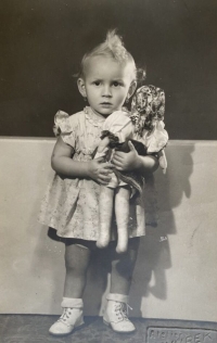 Two years old Sylva Puchingerová, née Trnková