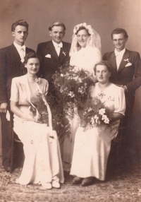 Parents' wedding, 1940s