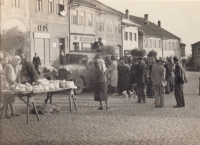 Father selling vegetable, 1950s