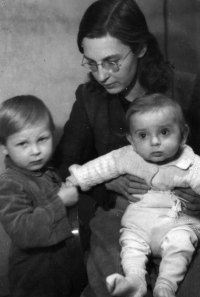 Jiří Růžička as a child with his mother and younger brother